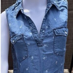 Blue Sleeveless Denim Dress/shirt with Floral Print. Size M.